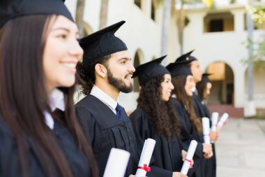 graduados.jpg
